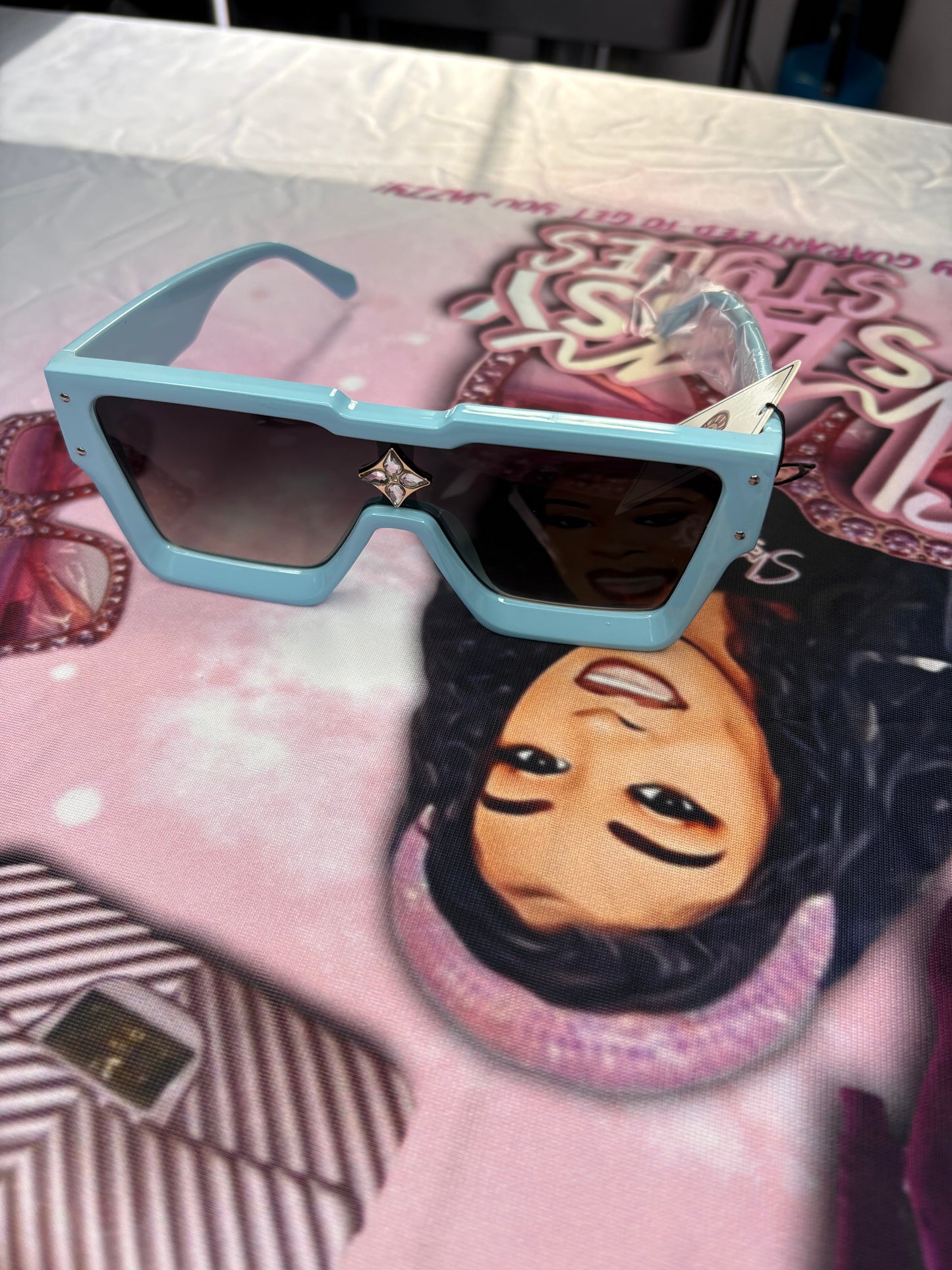 S. Sassy Lo Frames